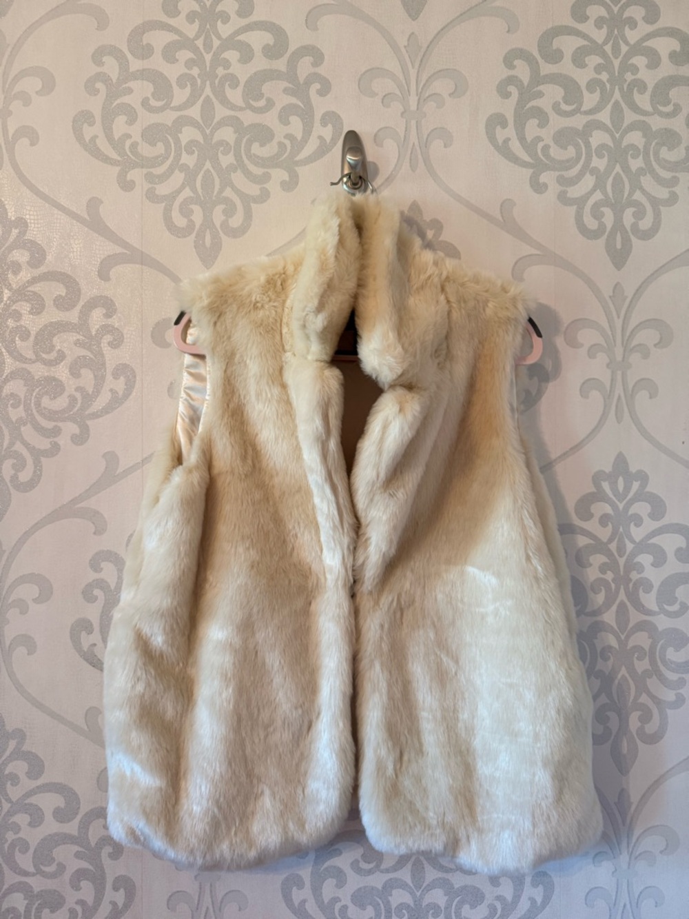 Cream Faux-Fur Vest